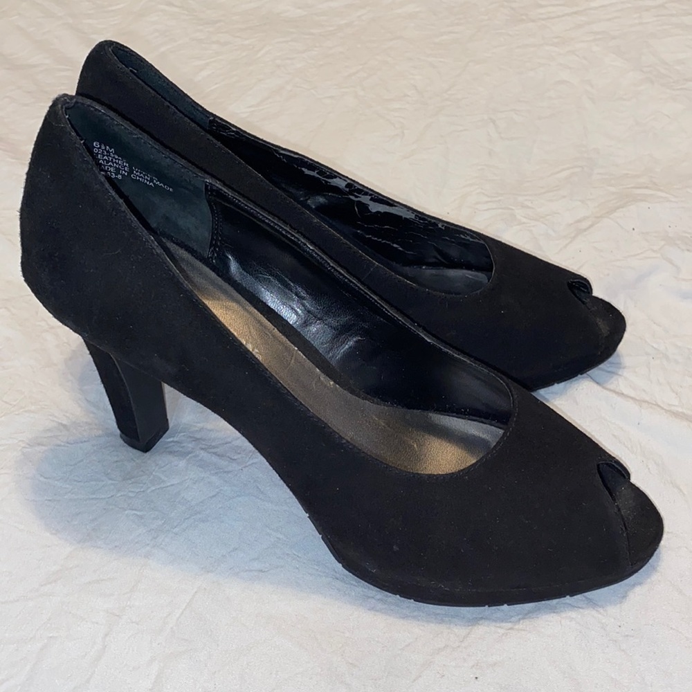 Worthington Black Suede Open Toe Heels 6 1/2